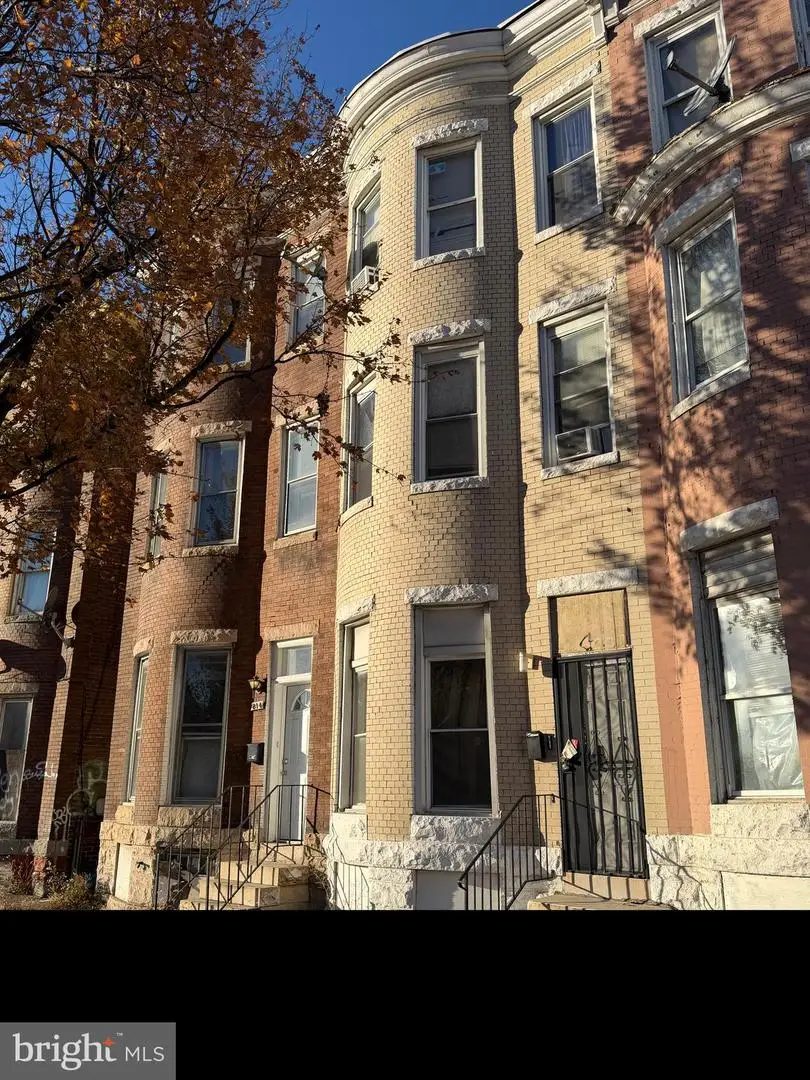 816 North Ave E, Baltimore, MD 21202 - Image #2