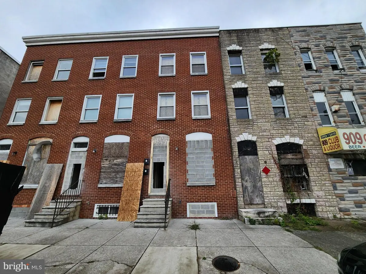 913 N Calhoun St, Baltimore, MD 21217 - Image #1