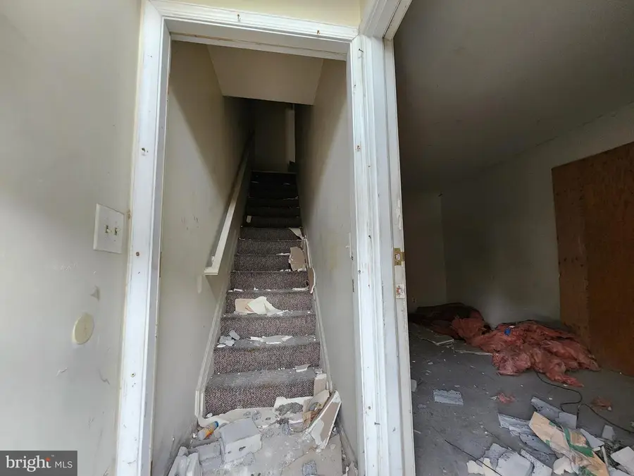 915 N Calhoun St, Baltimore, MD 21217 - Image #2