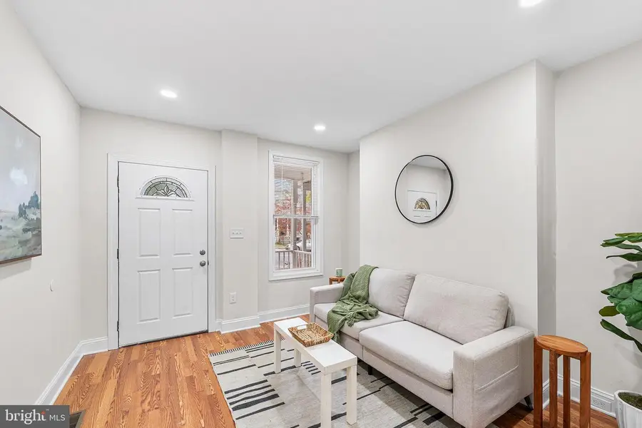 621 W 33rd St, Baltimore, MD 21211 - Image #2