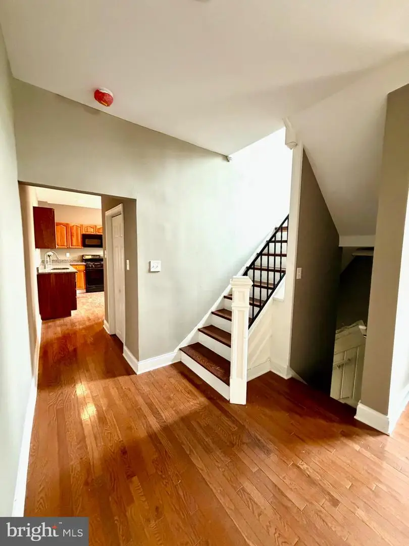 639 S Conkling St, Baltimore, MD 21224 - Image #2