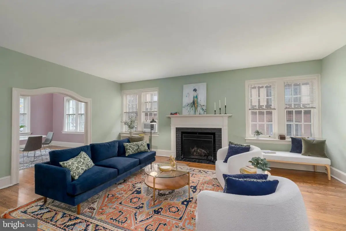 102 W 39th St #2b, Baltimore, MD 21210 - Image #1