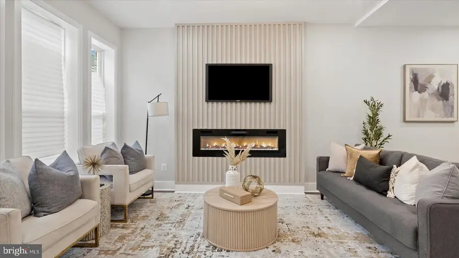 705 E 22nd St, Baltimore, MD 21218 - Image #2