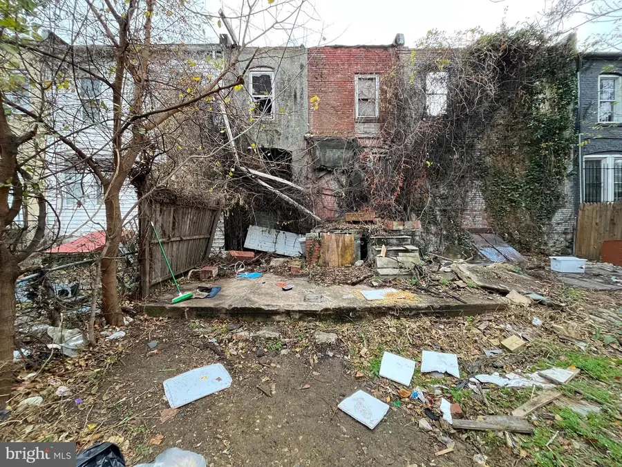 2412 W Franklin St, Baltimore, MD 21223 - Image #3