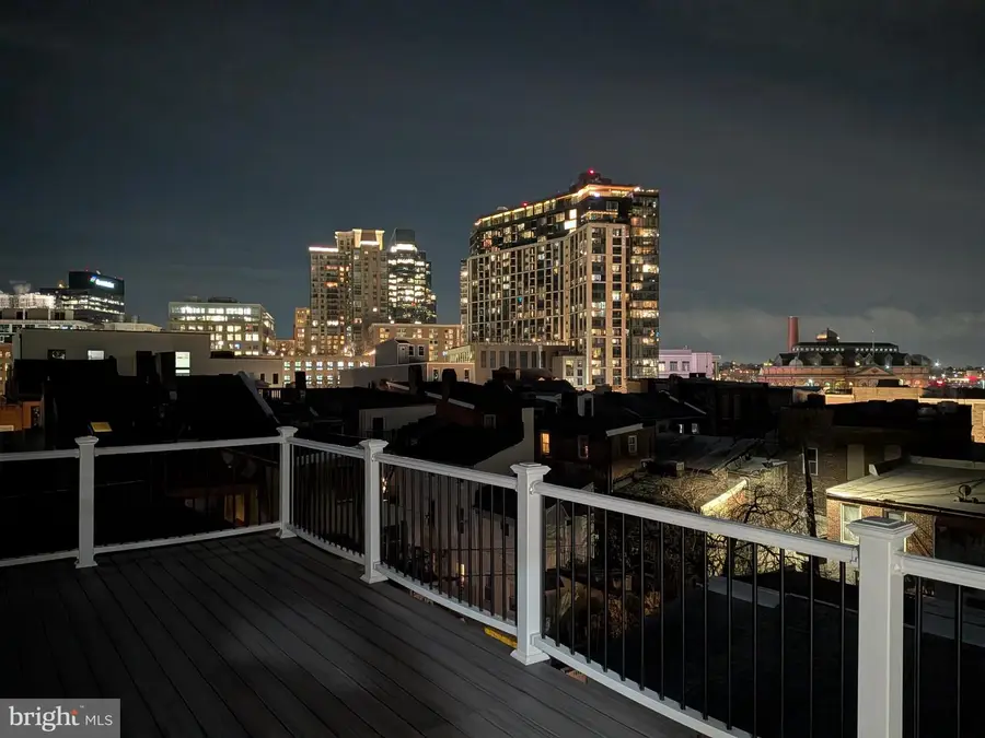 919 Stiles St, Baltimore, MD 21202 - Image #2