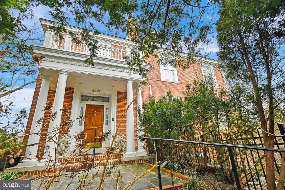 4220 N Charles St, Baltimore, MD 21218 - Image #1