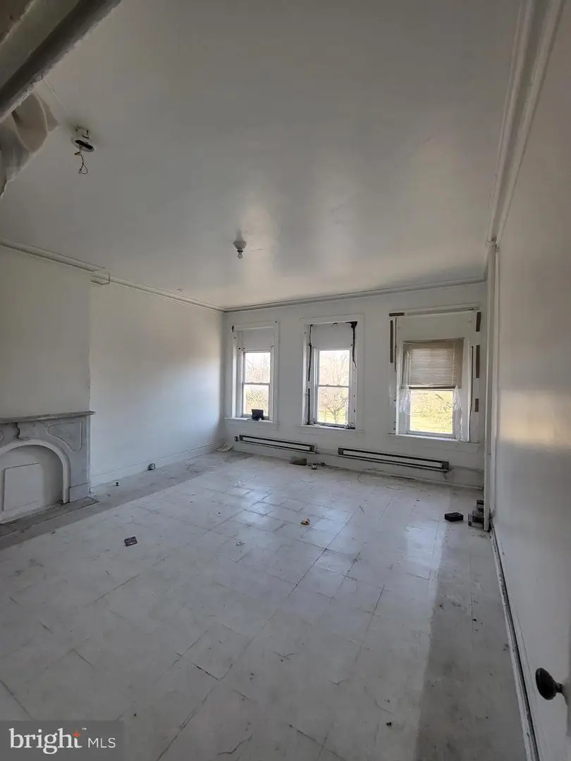 Address Withheld By Seller, Baltimore, MD 21217 - Image #2