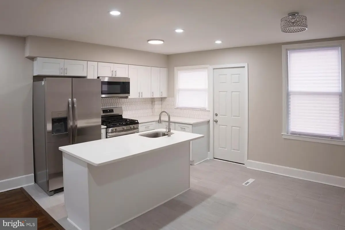 107 Larue Sq S, Baltimore, MD 21225 - Image #1