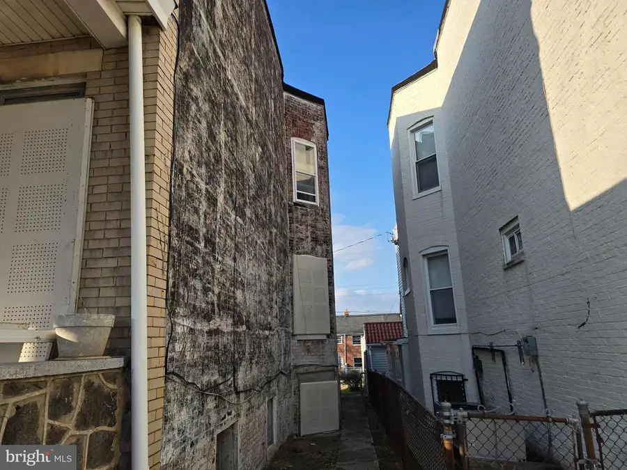 3356 Wilkens Ave, Baltimore, MD 21229 - Image #2