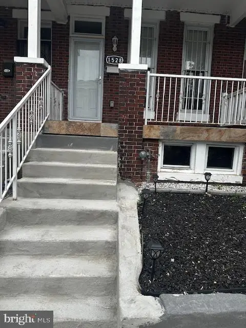 1528 N Ellamont St, Baltimore, MD 21216 - #2