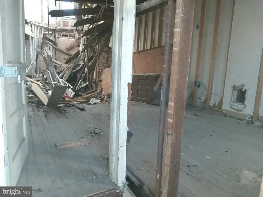 5 Wheeler Ave, Baltimore, MD 21223 - Image #2