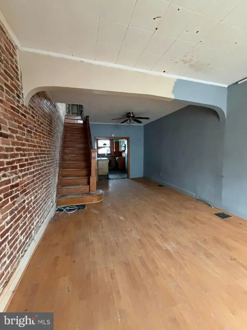 12 Kresson St, Baltimore, MD 21224 - Image #3