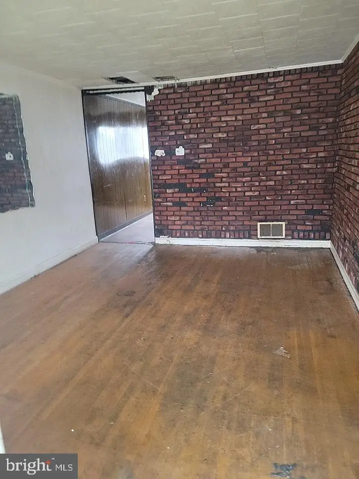 4921 Greencrest Rd, Baltimore, MD 21206 - #2