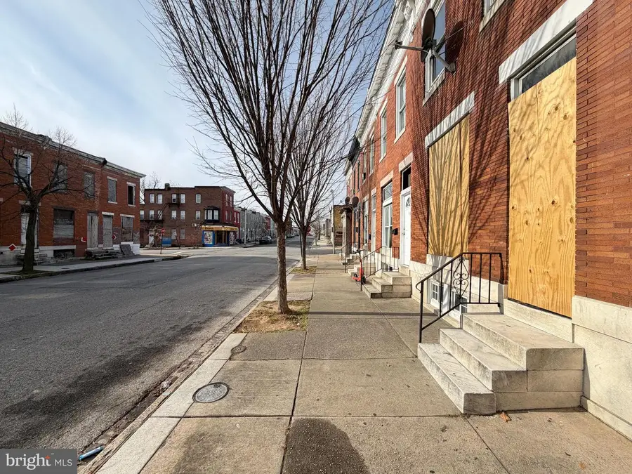 2408 E Oliver St, Baltimore, MD 21213 - Image #2