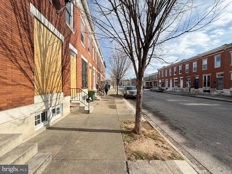 2408 E Oliver St, Baltimore, MD 21213 - Image #3