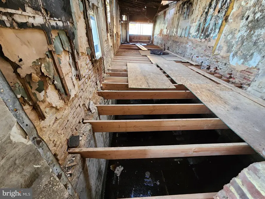 2401 E Biddle St, Baltimore, MD 21213 - Image #3