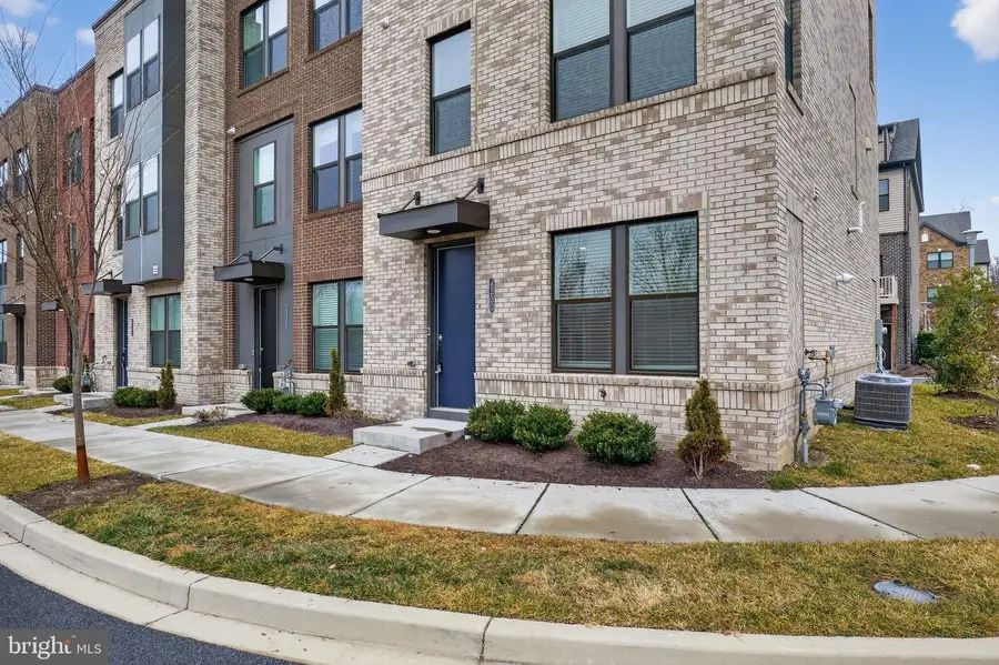 4300 Roland Heights Ave, Baltimore, MD 21211 - Image #2