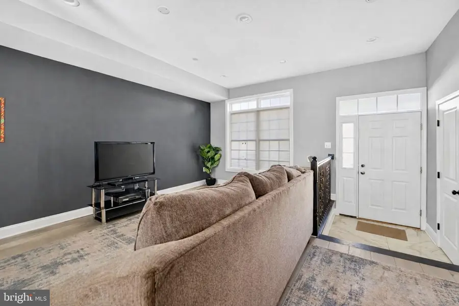 3737 Fords Ln, Baltimore, MD 21215 - Image #3