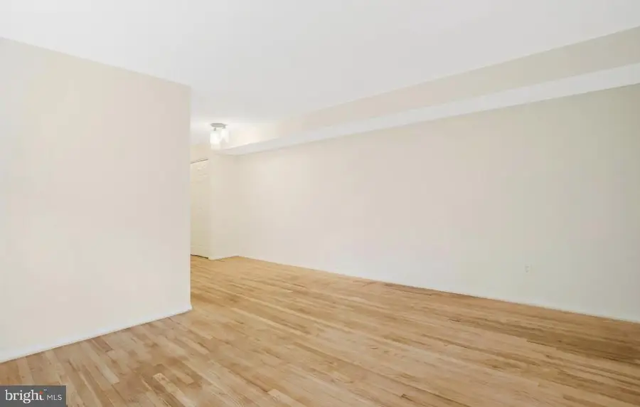 4407 Falls Bridge Dr #c, Baltimore, MD 21211 - Image #3