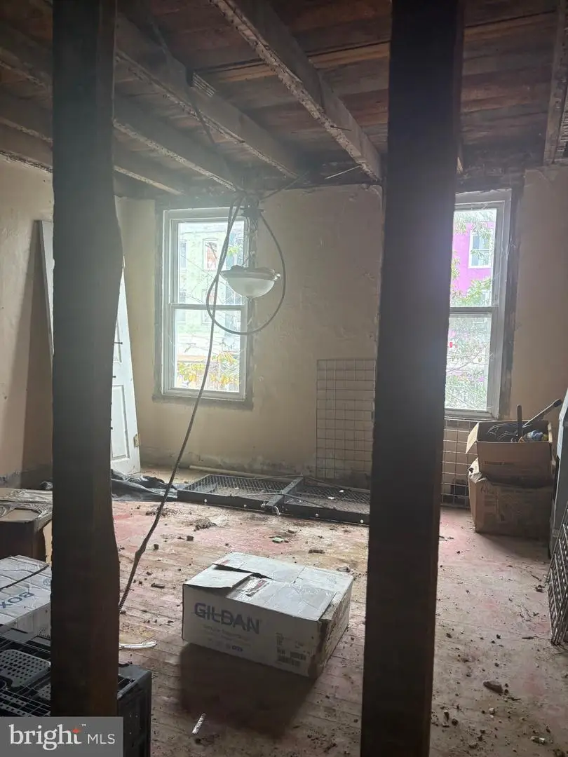 1933 W Pratt St, Baltimore, MD 21223 - #2