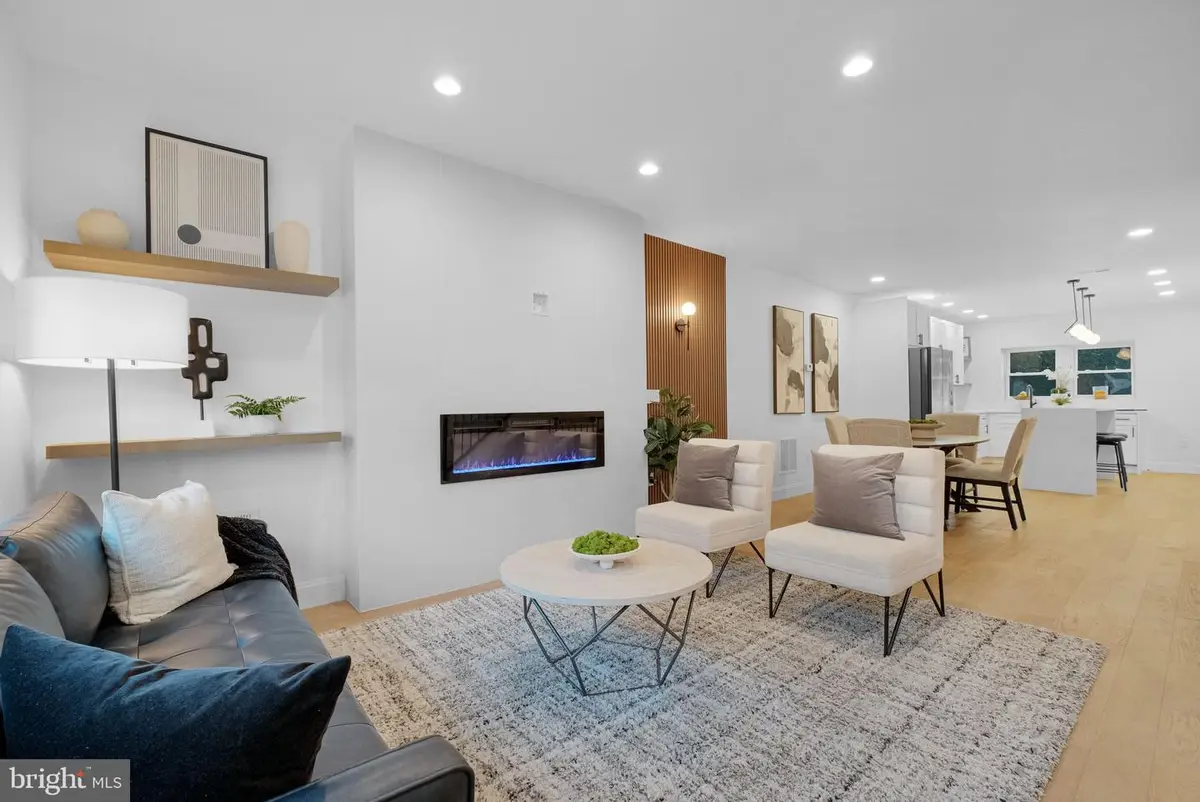 325 Gilmor St, Baltimore, MD 21223 - Image #1