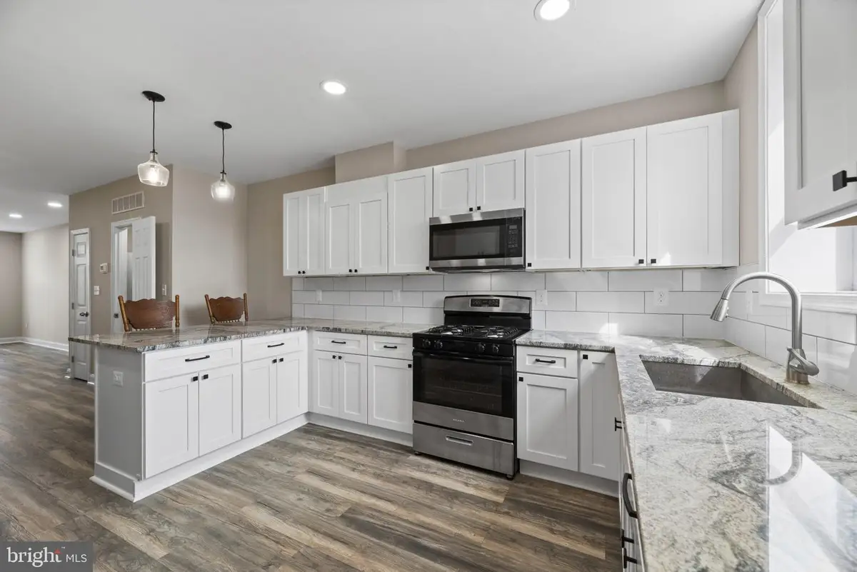 29 N Clinton St, Baltimore, MD 21224 - #1