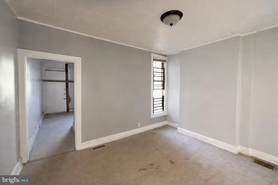 1521 N Carey St, Baltimore, MD 21217 - #3