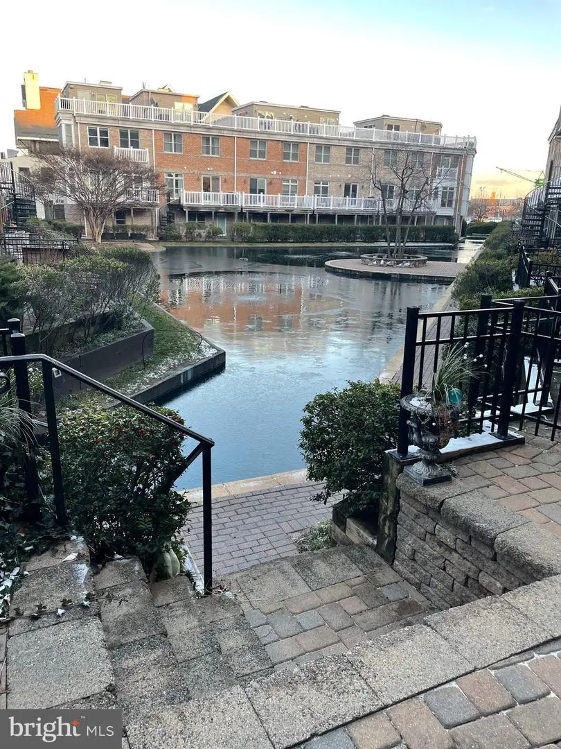 1225 Harbor Island Walk, Baltimore, MD 21230 - Image #2