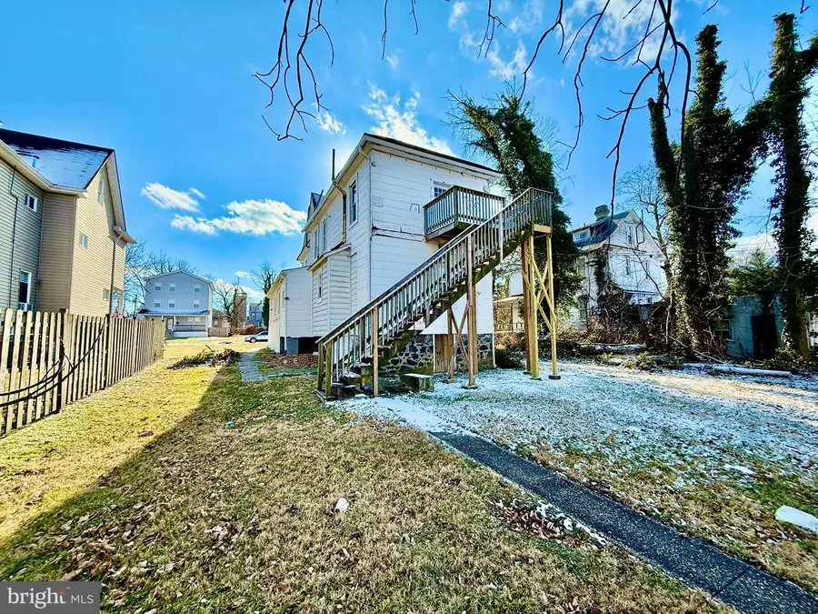 4014 Penhurst Ave, Baltimore, MD 21215 - Image #2