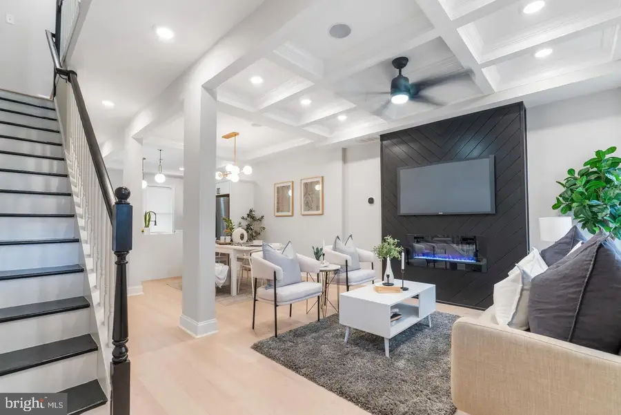 3710 Oakmont Ave, Baltimore, MD 21215 - Image #2