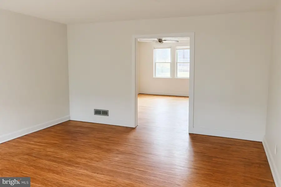 3733 Ravenwood Ave, Baltimore, MD 21213 - #2