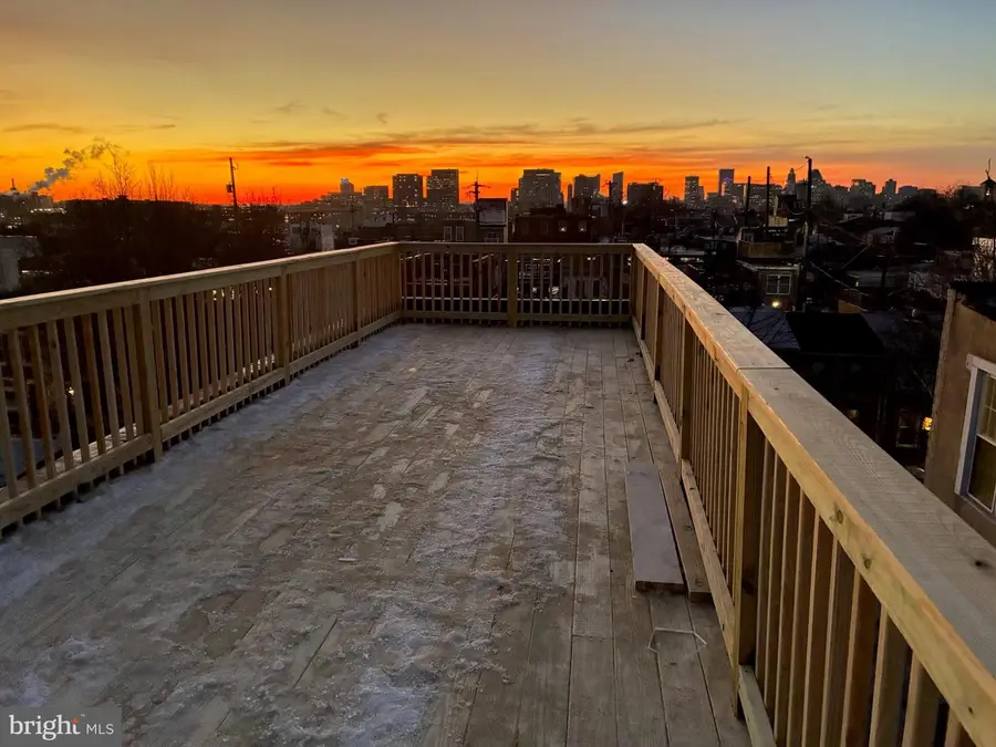 607 S Milton Ave, Baltimore, MD 21224 - Image #2