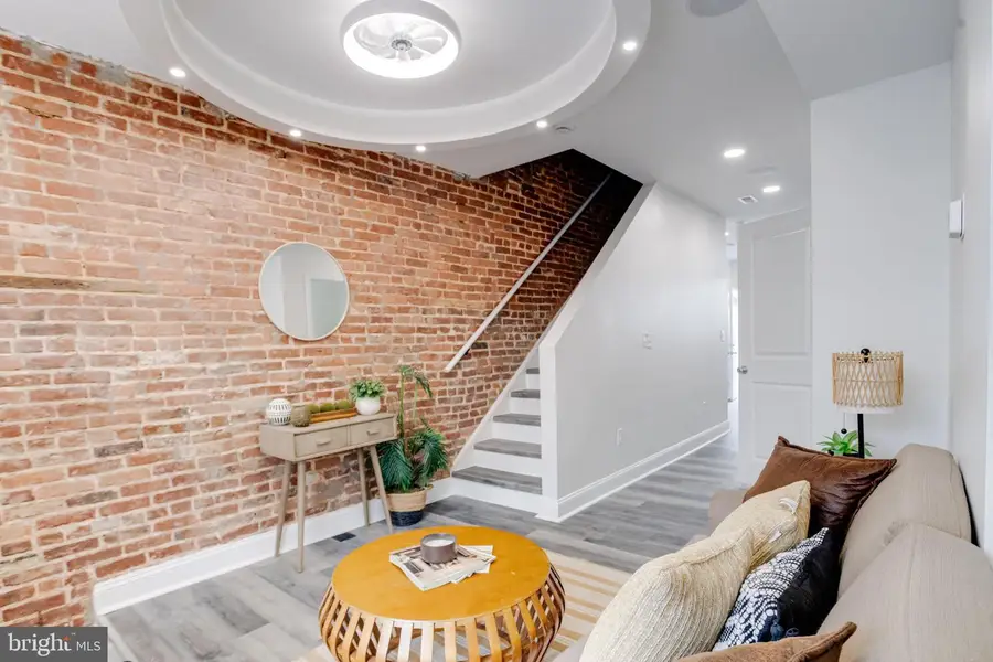 315 N Robinson St, Baltimore, MD 21224 - Image #3