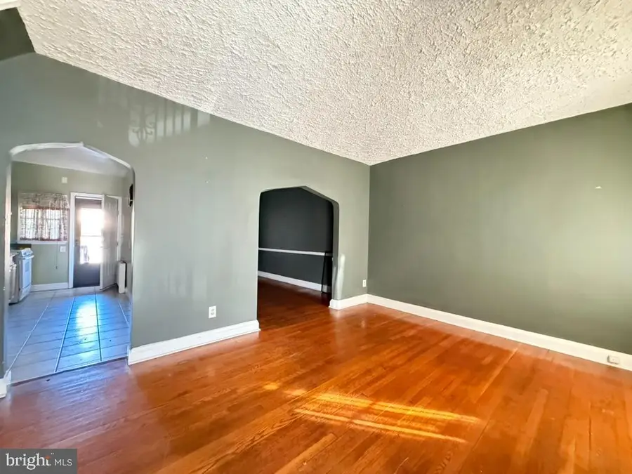 3823 Cottage Ave, Baltimore, MD 21215 - Image #2