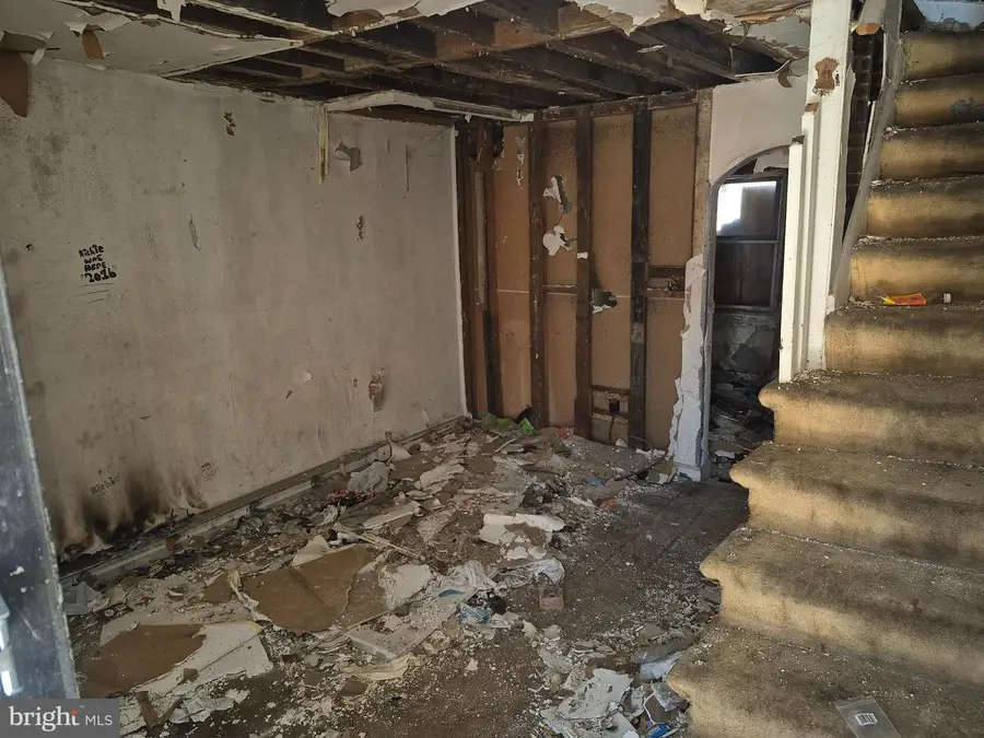 302 S Fulton Ave, Baltimore, MD 21223 - Image #2