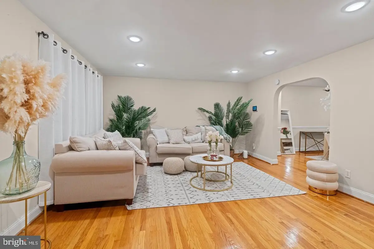 6008 Northwood Dr, Baltimore, MD 21212 - Image #1