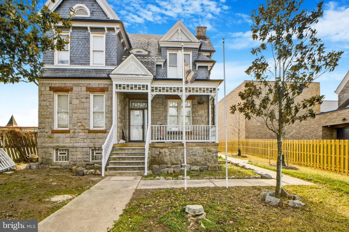 317 E Patapsco Ave, Baltimore, MD 21225 - Image #1