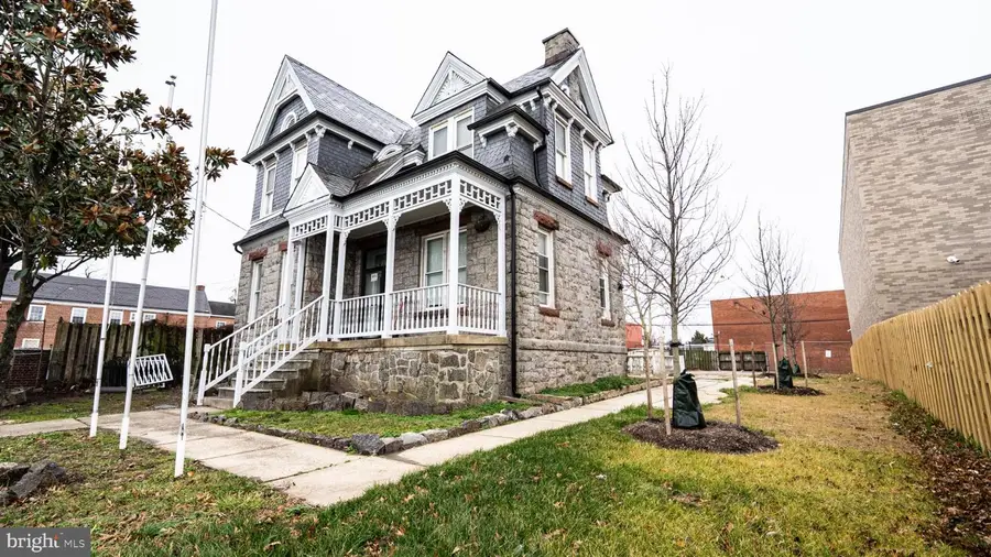 317 E Patapsco Ave, Baltimore, MD 21225 - Image #2