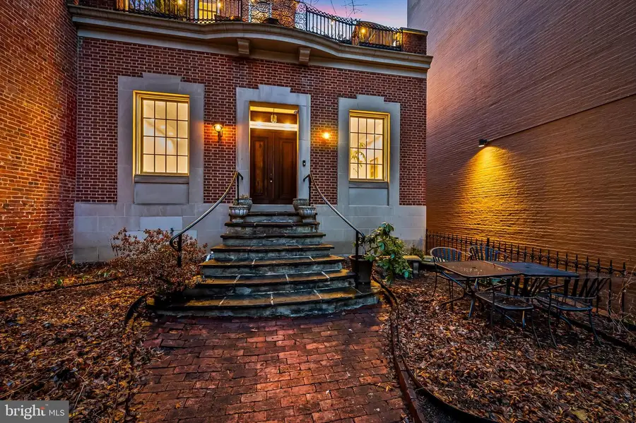 16 W Read St, Baltimore, MD 21201 - #2