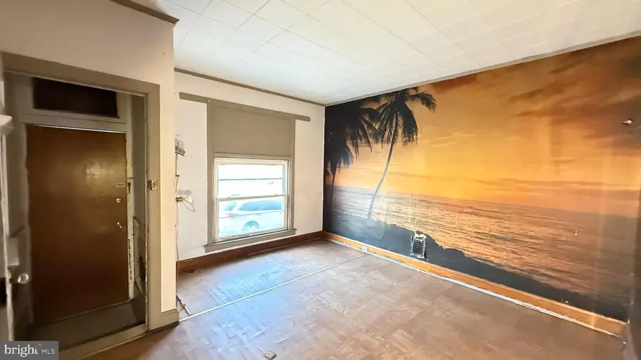 412 N Haven St, Baltimore, MD 21224 - Image #2