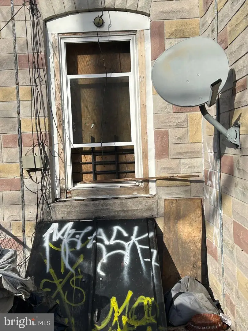 3529 E Fayette St E, Baltimore, MD 21224 - #2