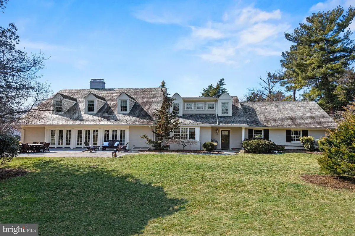 10 Overhill Rd, Baltimore, MD 21210 - #1