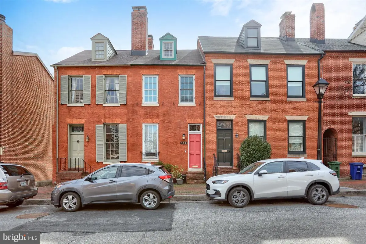 111 Barre St W, Baltimore, MD 21201 - #1