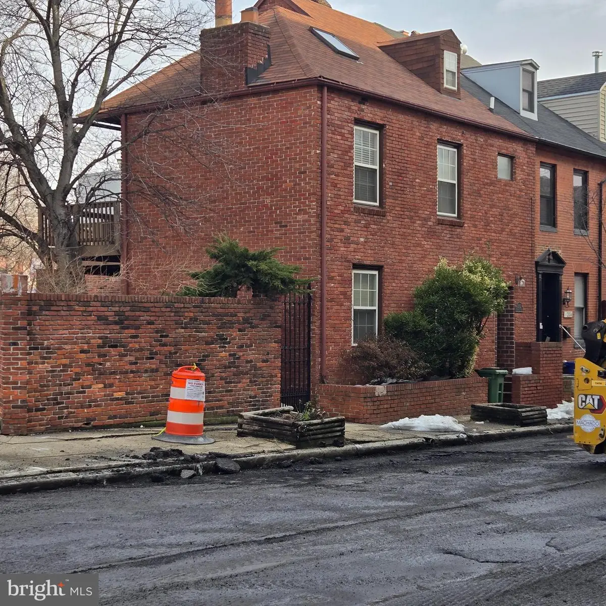 2102 Cambridge St, Baltimore, MD 21231 - #1