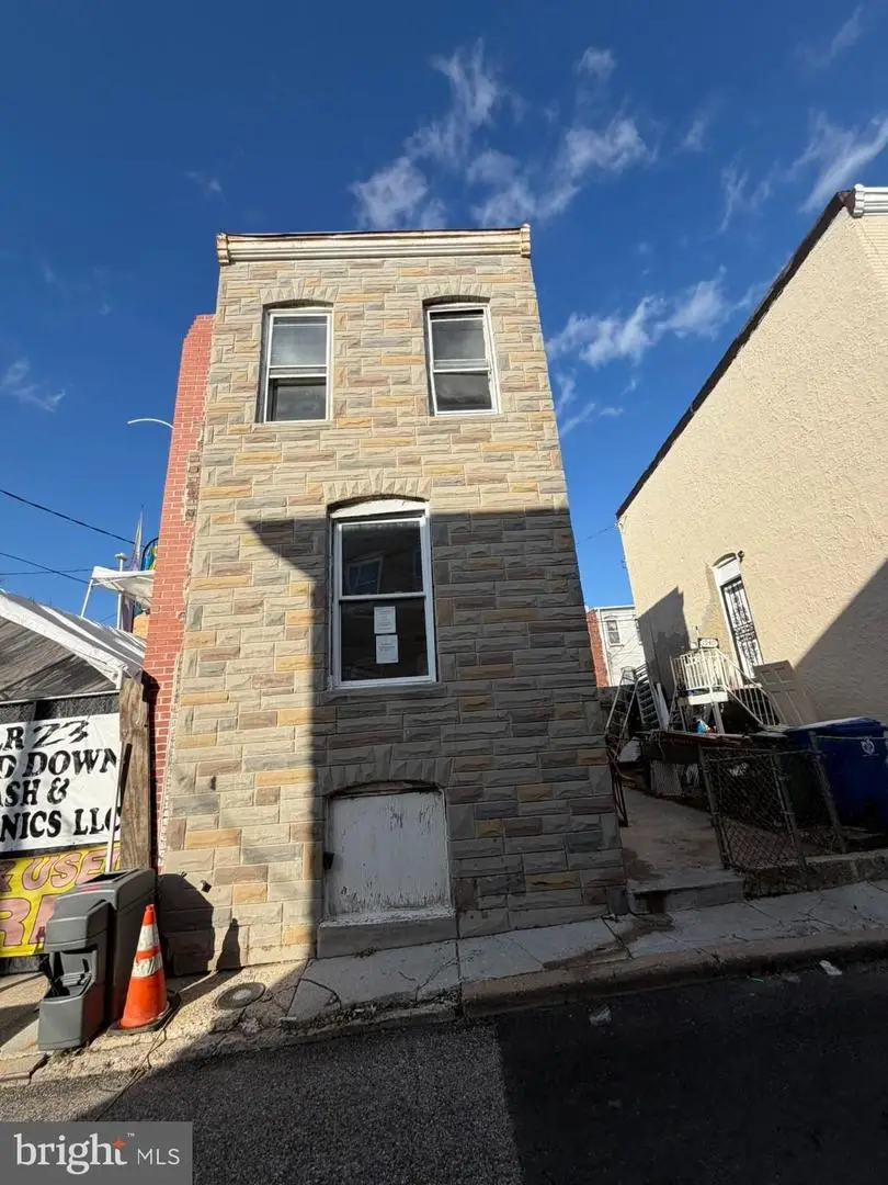 1942 Vine St, Baltimore, MD 21223 - #1