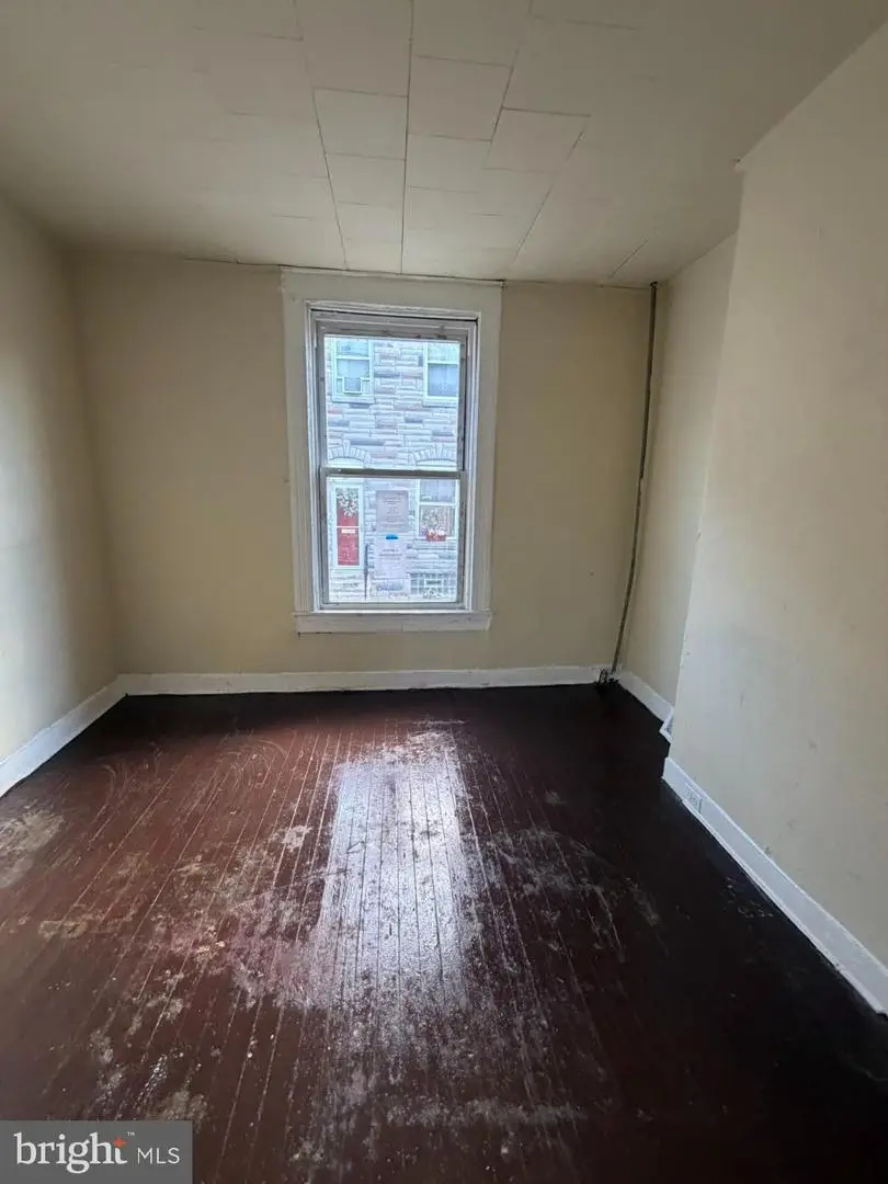 1942 Vine St, Baltimore, MD 21223 - #2