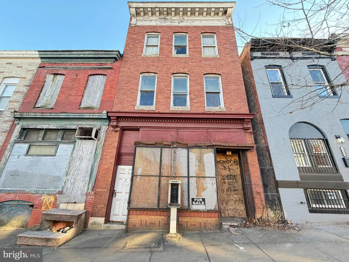 2581 W Baltimore St, Baltimore, MD 21223 - #1