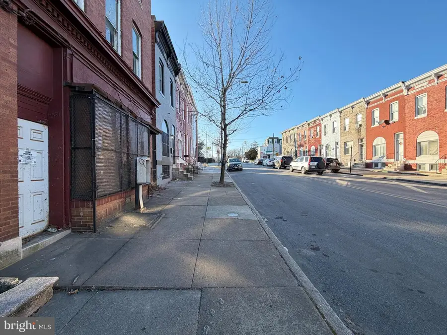 2581 W Baltimore St, Baltimore, MD 21223 - #2