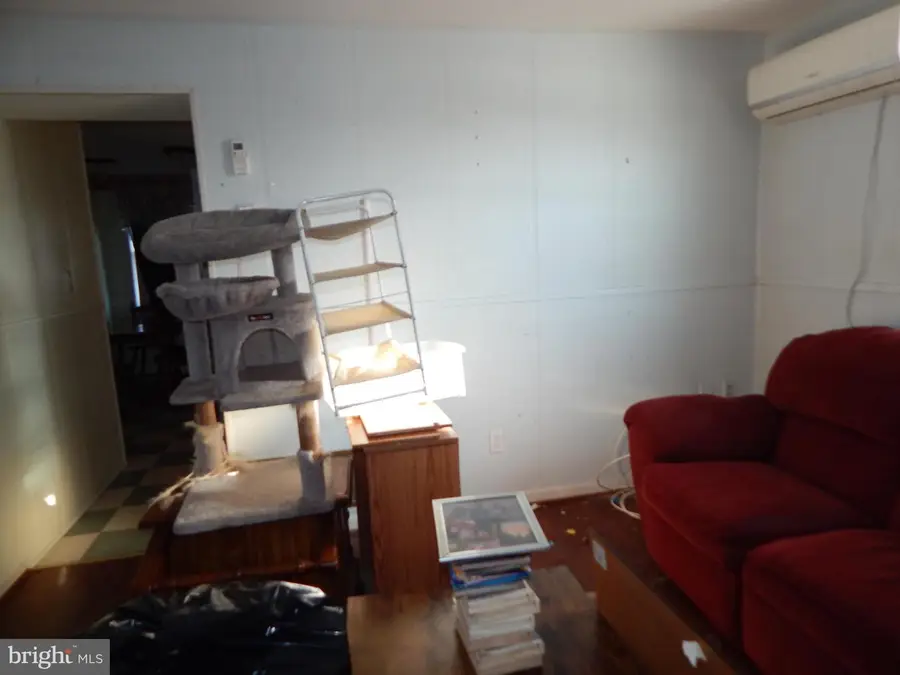 2717 Wegworth Ln, Baltimore, MD 21230 - #3