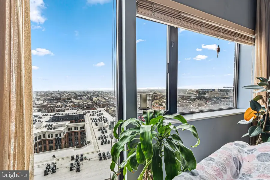 10 E Lee St #1204, Baltimore, MD 21202 - #3